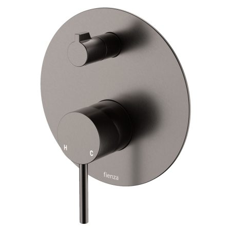 CALI WALL MIXER WITH DIVERTOR ON LARGE BACKPLATE 228102GM GUNMETAL GREY